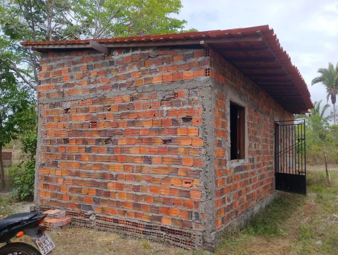 Casa com terreno grande itapecuru