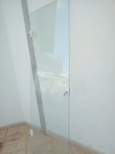 Porta Blindex Externa ou Interna 0.69 x 2.10x 8 mm