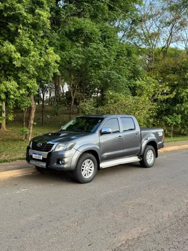 Toyota Hilux CD SRV D4-d 4X4 3.0 TDI Diesel AUT 2014