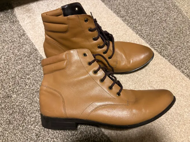 Bota Arezzo 