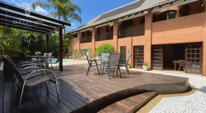 Casa comercial com 13 salas à venda, 767 m² por R$ 4.200.000 - Uberaba - Curitiba/PR