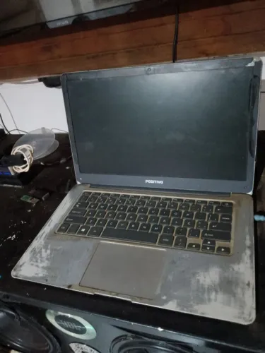 Notebook funcionando leia o anúncio