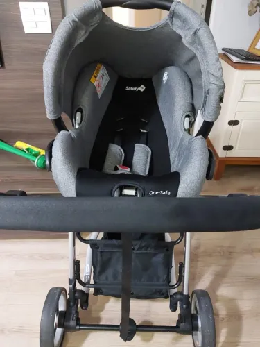 Carrinho de Bebê com Bebê Conforto Safety 1st TS Mobi Duo 3 Rodas até 15kg