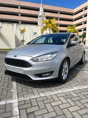 Ford Focus 2.0 16v/se/se Plus Flex 5P Aut. 2016