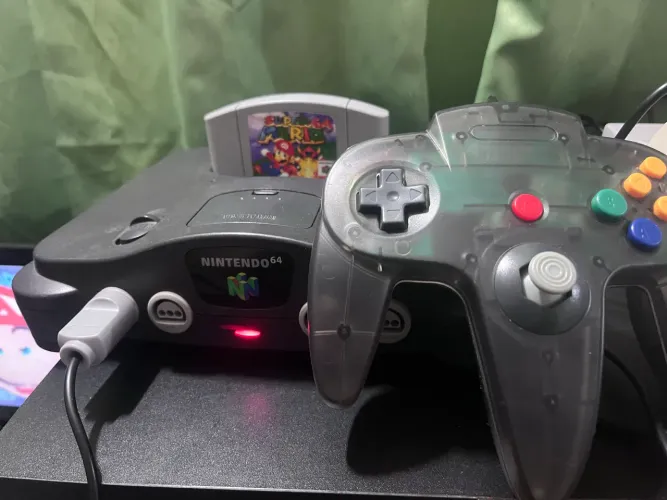 Nintendo 64 completo com jogo Super Mario 64