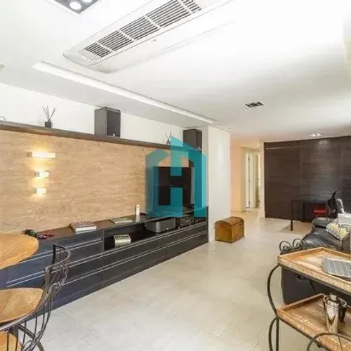Apartamento para venda ou locação no Itaim Bibi, com 2 dormitórios, sendo 1 suíte, 1 vaga