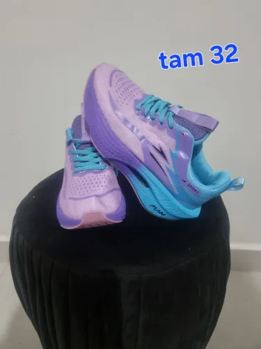 Tênis Esportivo com Placa Carbono