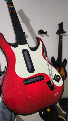 Guitarra Guitar Hero 5 Xbox 360 - StrumLab