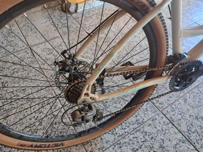 Vendo bicicleta colli Munique com nota fiscal