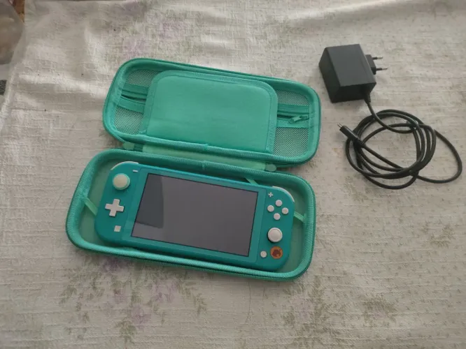 Nintendo switch lite