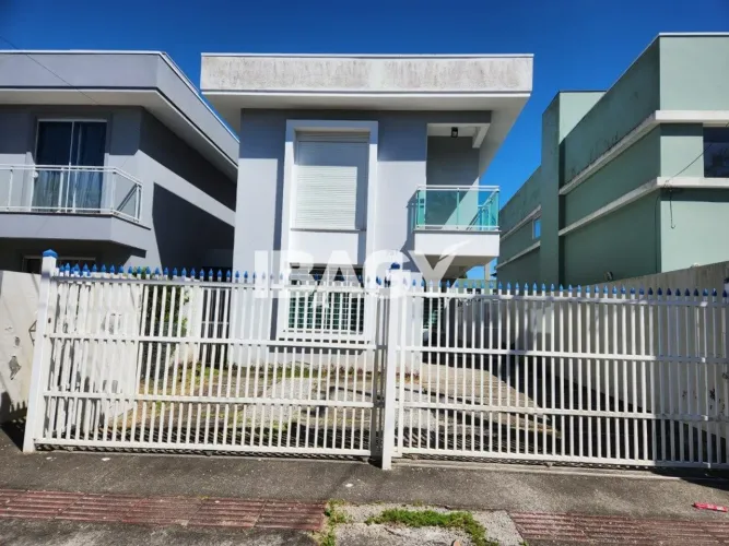 Excelente Casa 3 dormitório(s) em Campeche - Florianópolis