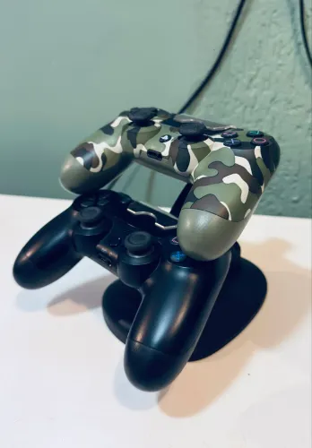 Kit 2 manetes / controles ps4 + carregador 
