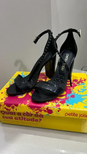 Sandália Petit Jolie