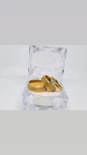 Par de Alianças banhadas a ouro 18k