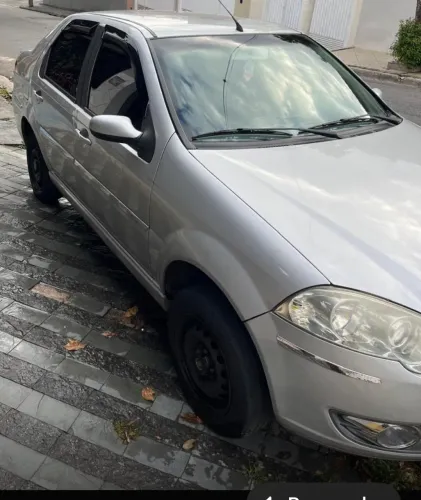 Fiat Siena Tetrafuel 1.4 MPI Fire Flex 8V 4P 2010