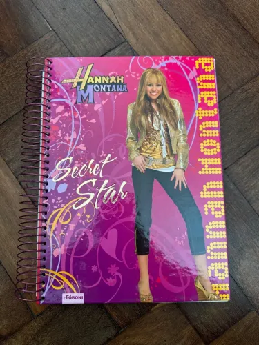 caderno hannah montana 10 matérias vintage anos 2000