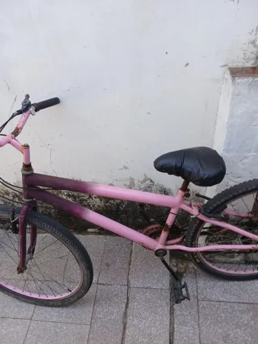 Bicicleta de marcha <br>R$200,00