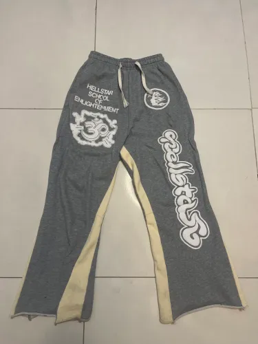Calca flare hellstar moletom