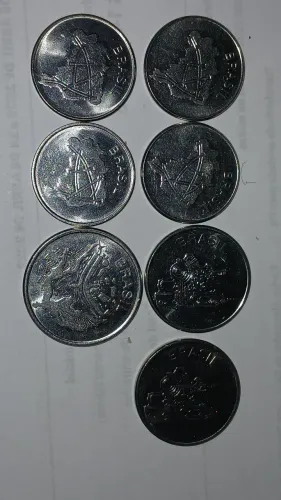 Moedas de réis e cruzeiros.de 1918 até 1981