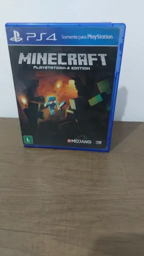3 Jogos de ps4 desapego