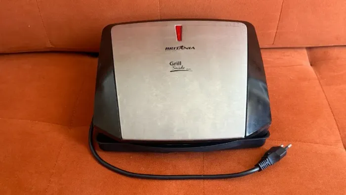 Sanduicheira-Grill Britânia Saúde Inox 1200W