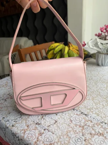 Bolsa Diesel 1DR rosa. Original