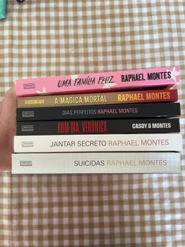 Livros Raphael Montes