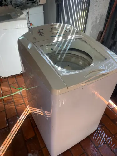 Máquina de lavar roupa revisada