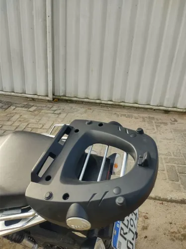 Suporte de baú GIVI
