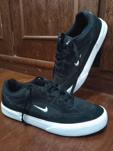 Nike malor SB - Tamanho 42