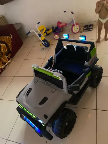 Carrinho elétrico