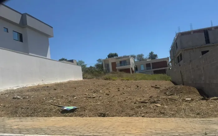 Cond. Caminho das Árvores