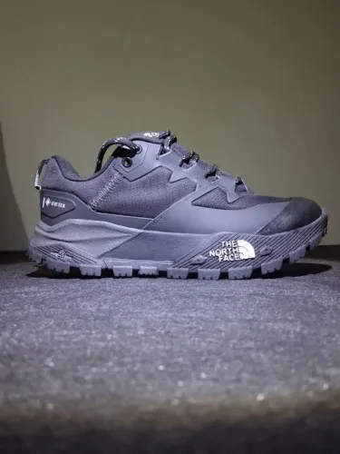 Tênis the north face preto tamanho 38 ao 43