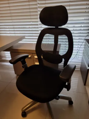 Cadeira Escritorio New Ergon Presidente Ergonomica Relax usada Boa
