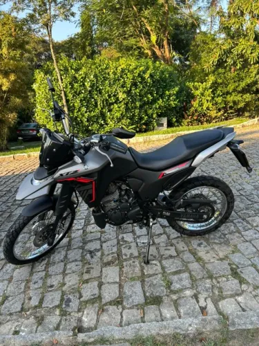 Yamaha XTZ 250 Lander Connected 2025