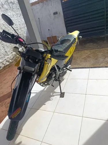 Vende-se tornado 
