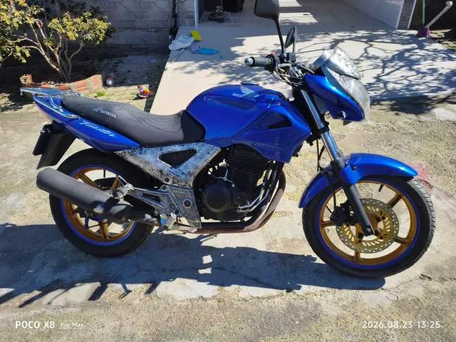 Honda Twister 2004