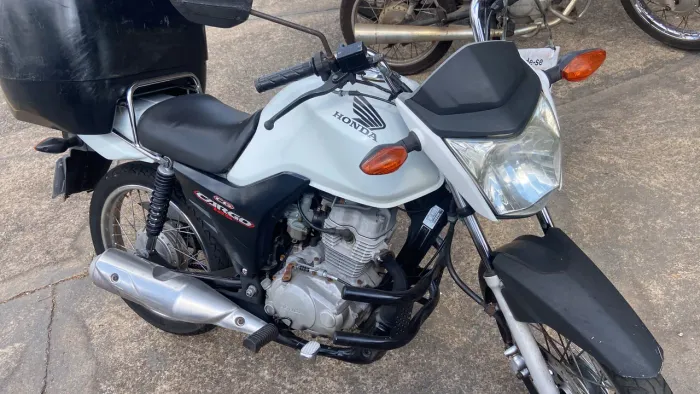 Vendo fan es 125 ano 2014 outra fan 125 ano 2013 ks