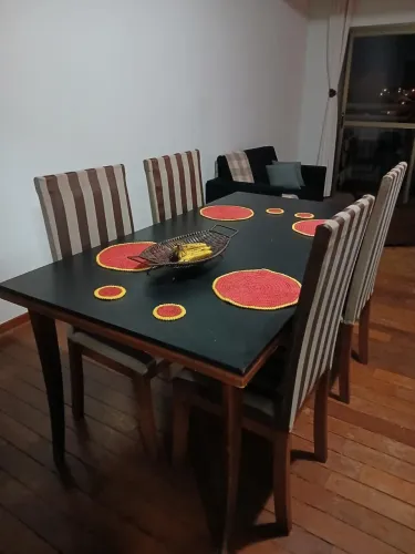 Mesa de Madeira com 4 cadeiras - Tuckmantel