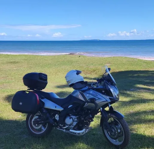 Suzuki Vstrom DL650 2012 Com acessórios