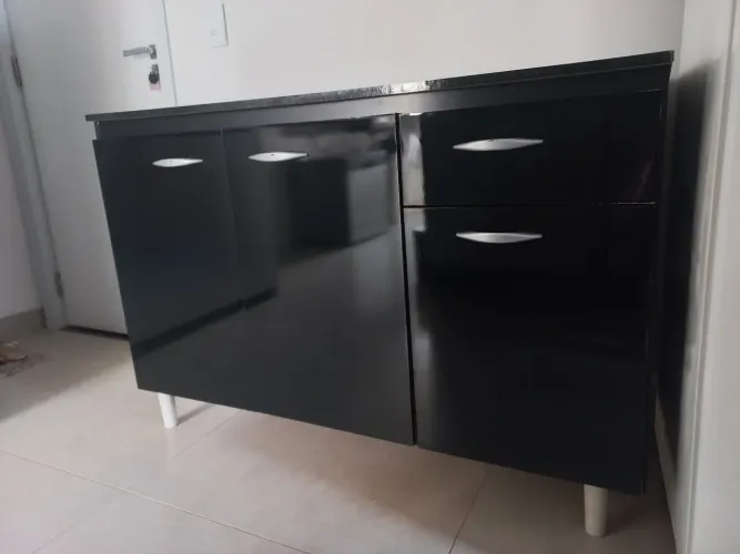 Armário em bom estado