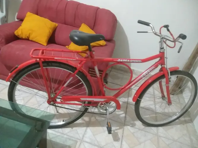 Bicicleta bem conservada novinha não enferruja