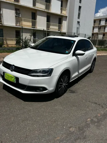 Volkswagen Jetta Highline 2.0 TSI 16V 4P Tiptronic 2013
