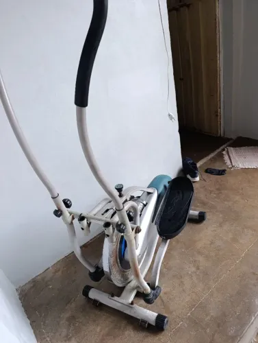 Vende-se simulador de caminhada da tharne fitness