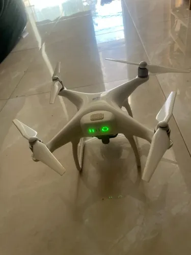 DRONE DJI PHANTON 4
