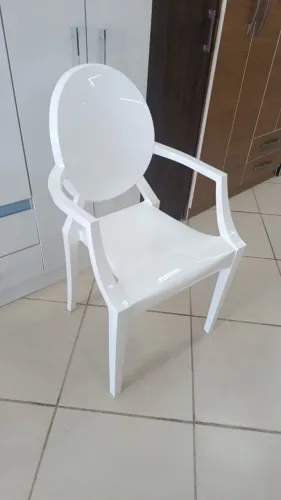 Cadeira novas na caixa