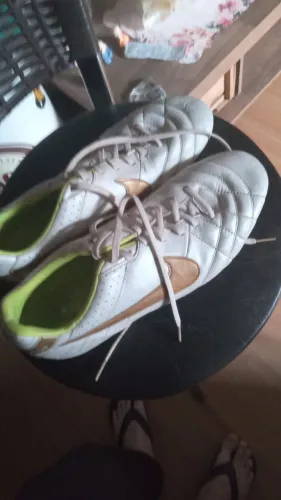 Chuteira Nike 