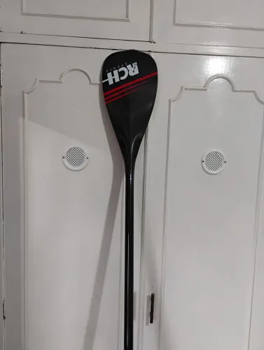 Remo para standup carbono total, semi novo.