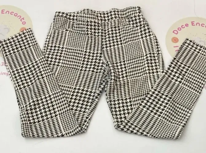Calça Colete lily tamanho 10-12 anos importada (desapego)