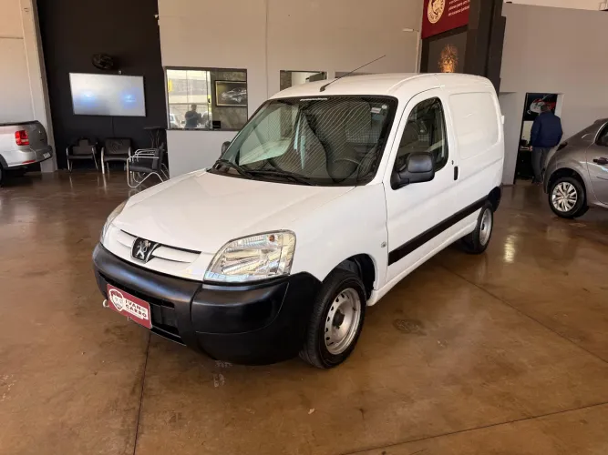 Peugeot Partner Furgão 1.6 16v/ 1.6 16V Flex 3P 2022